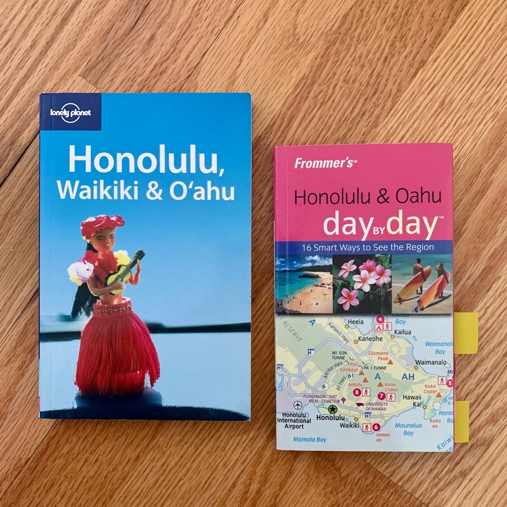 DONATED Travel books Oahu Honolulu Waikiki